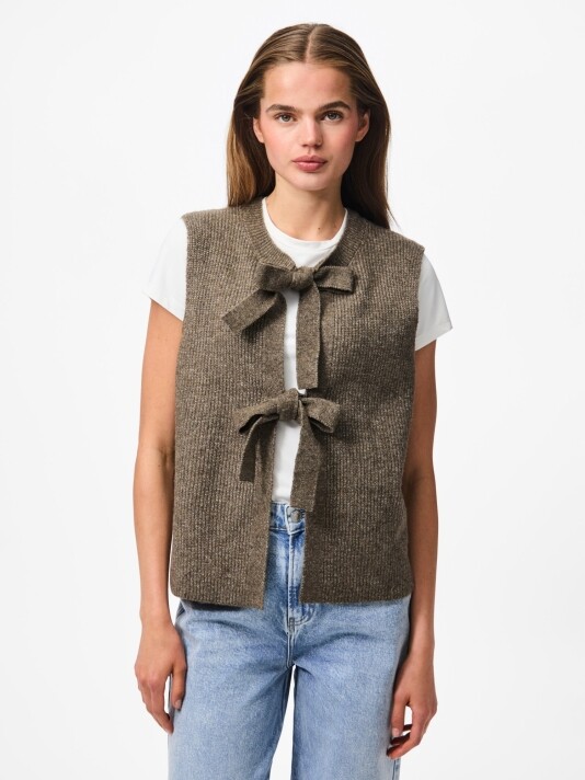 %lookbooks.TITEL%