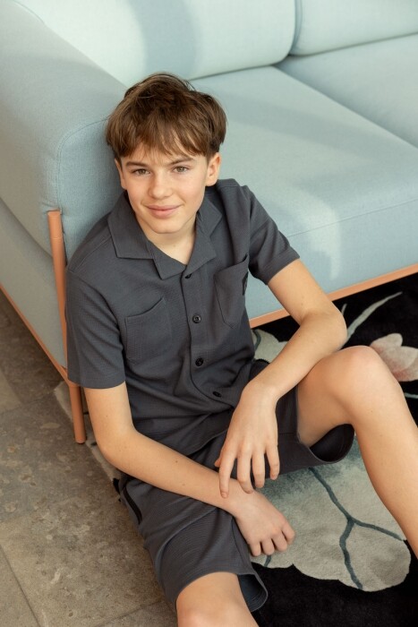 Ravagio %lookbooks.TITEL%