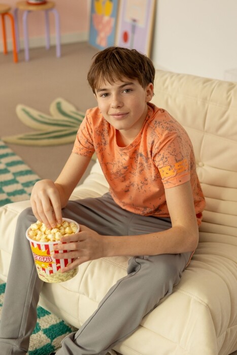 Ravagio %lookbooks.TITEL%