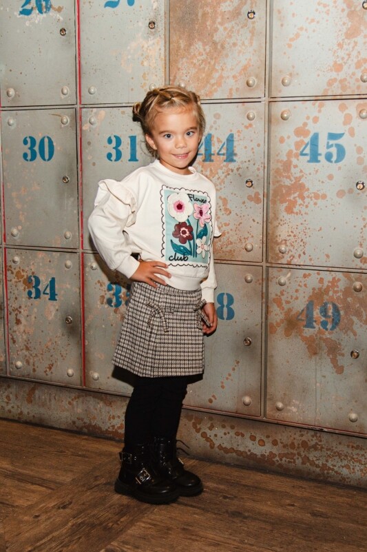 Persival %lookbooks.TITEL%
