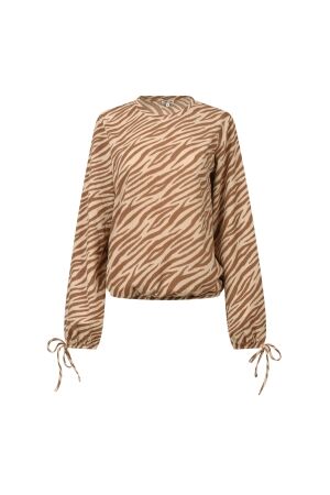 lizzi lou Dana W10479 as sample camel