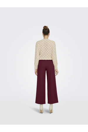 Jacqueline de Yong 15208430 Rood bordo