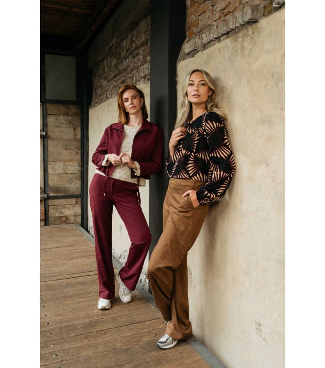 &co PA378 Rood bordo
