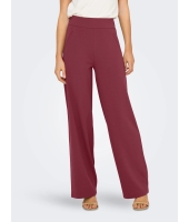 Jacqueline de Yong 15221238 Rood bordo