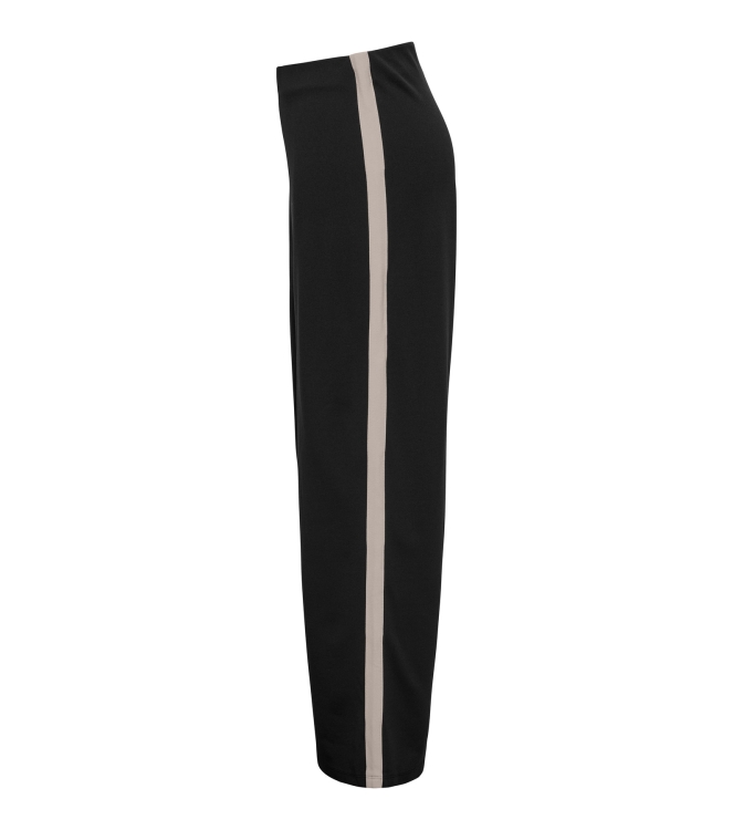 Jacqueline de Yong 15357399 Zwart