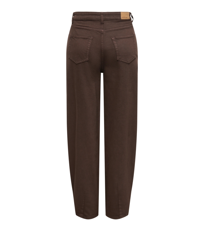 Jacqueline de Yong 15380590 Bruin donker