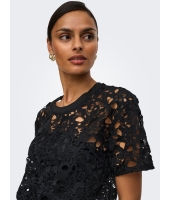Jacqueline de Yong 15365975 Zwart