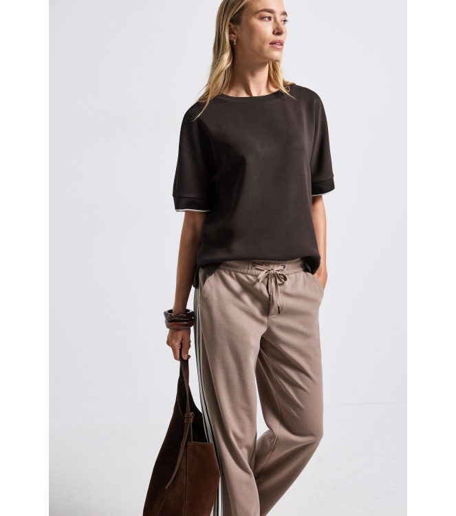 Street One 323881 Bruin midden