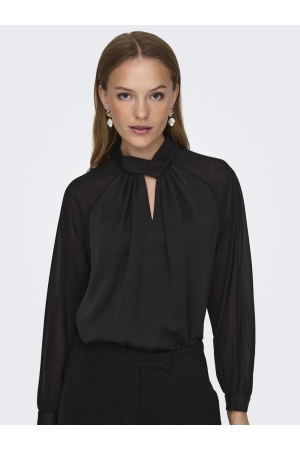 Jacqueline de Yong 15308467 Zwart