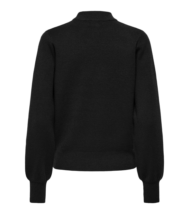 Jacqueline de Yong 15330579 Zwart