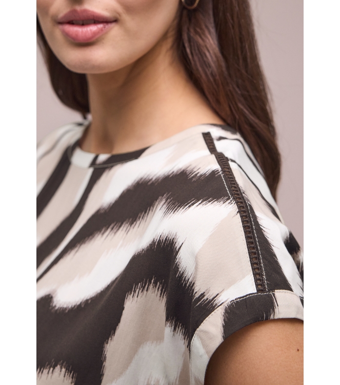 Street One 346552 Bruin midden