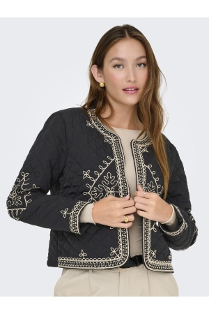 Jacqueline de Yong 15356943 Zwart