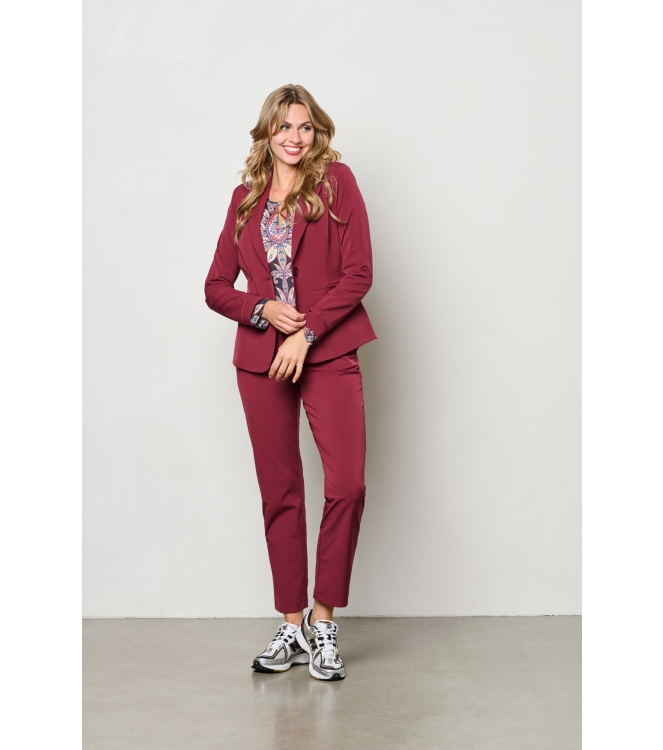 &co BZ173 Rood bordo